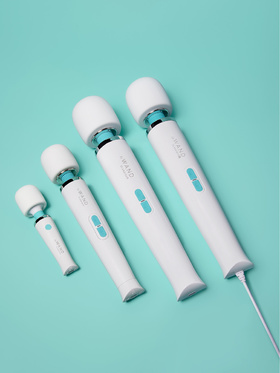 Le Wand: Classique Mini, Rechargeable Vibrating Massager